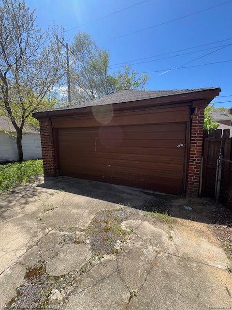 Building Photo - 17559 Santa Rosa Dr