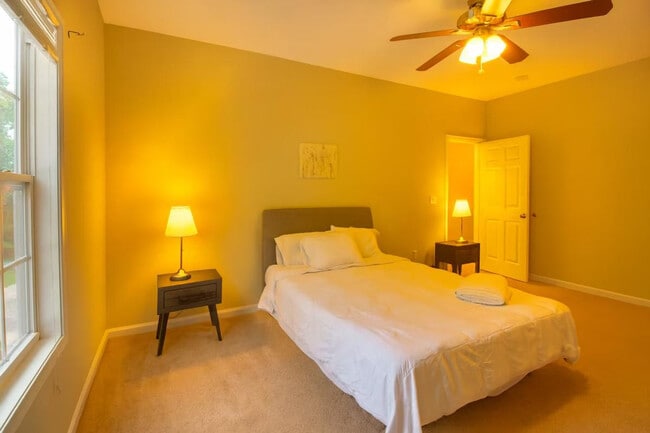 Building Photo - 6799 Wilson Blvd