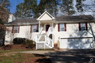 Building Photo - 3930 Pine Tree Ln