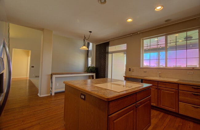 Building Photo - 9202 Royal Melbourne Cir