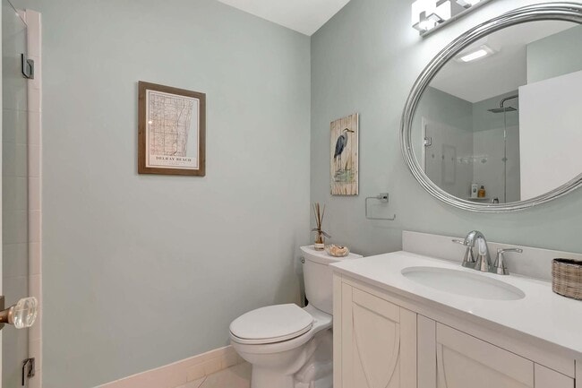 Building Photo - 14716 Canalview Dr