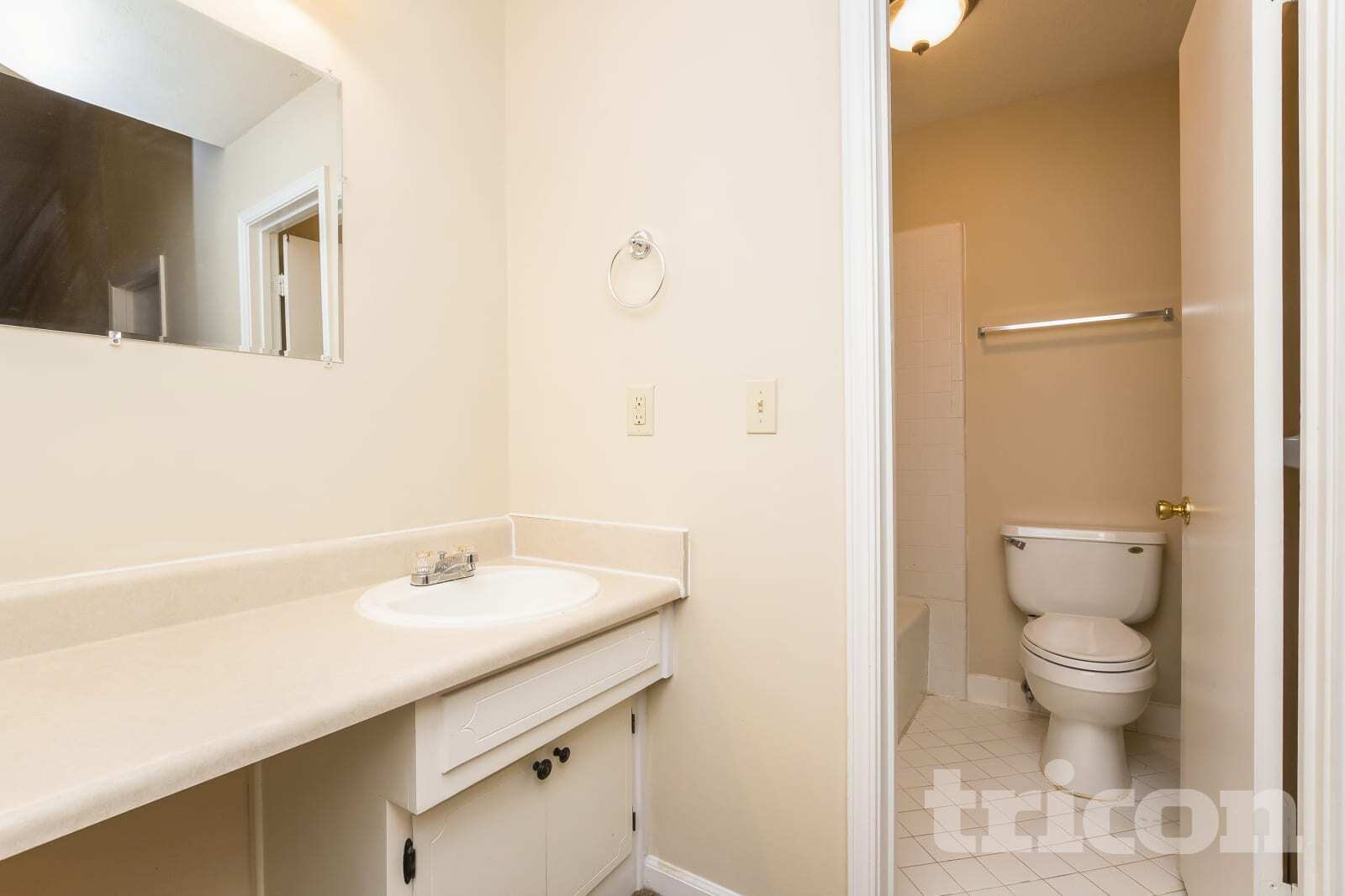 Building Photo - 1464 Yorkton Ct