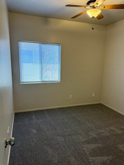 Building Photo - 7949 N Panamint Dr
