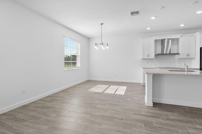 Building Photo - 6843 Cobia Cir