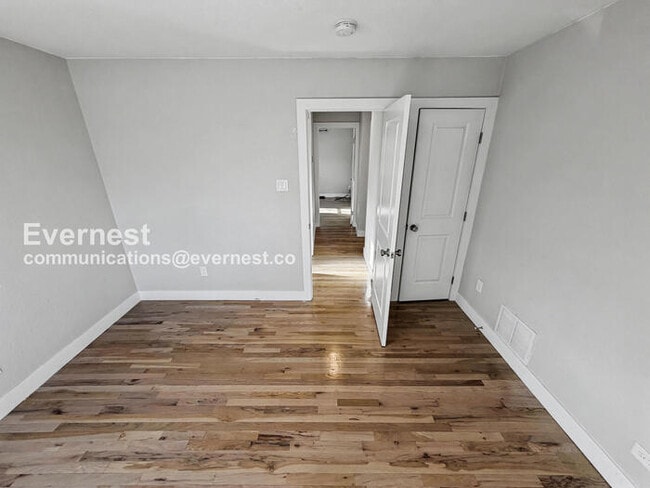 Building Photo - 3875 S Bannock St