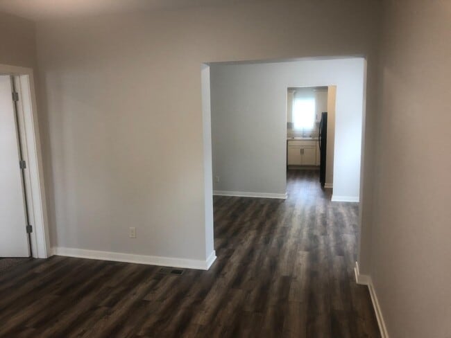 Building Photo - 949 Fulton St W