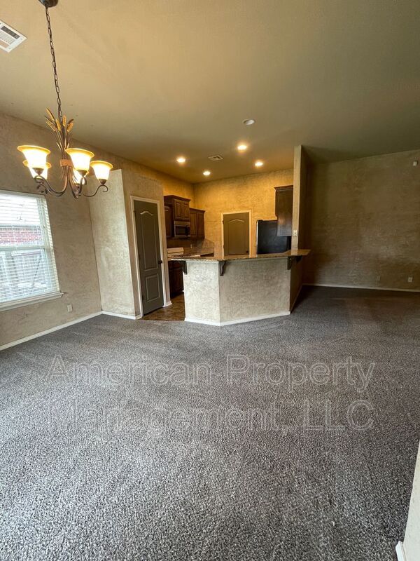 Building Photo - 15624 S Birch Ave