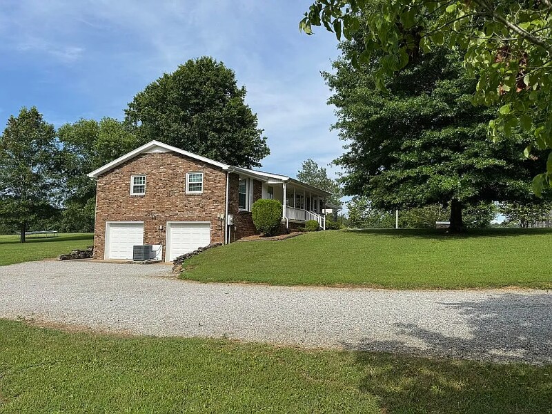 Building Photo - 2628 Frank Abernathy Rd