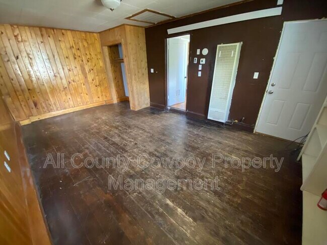 Building Photo - 1203 E Canby St