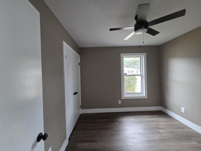 Building Photo - 1502 N 26th St