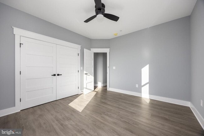 Building Photo - 5692 King Stuart Dr