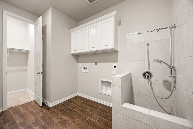 Building Photo - 23202 Brookdale Bay Ln