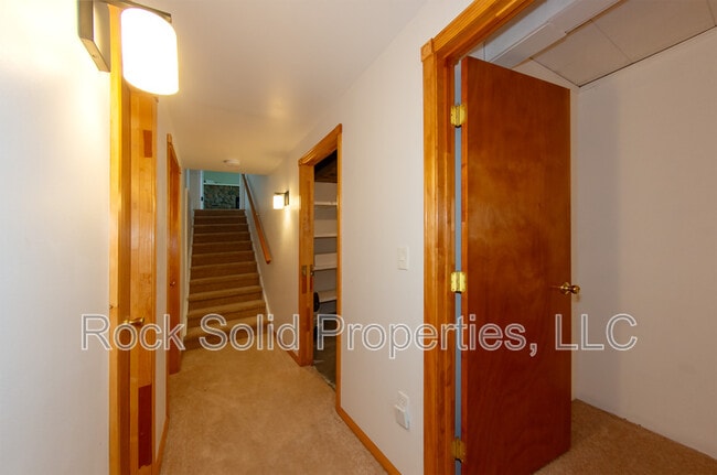 Building Photo - 9902 Cherry Wood Ln