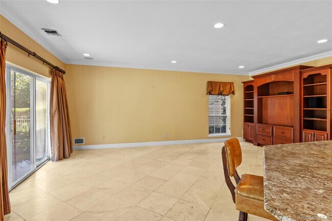 Building Photo - 169 Hamlet Dr
