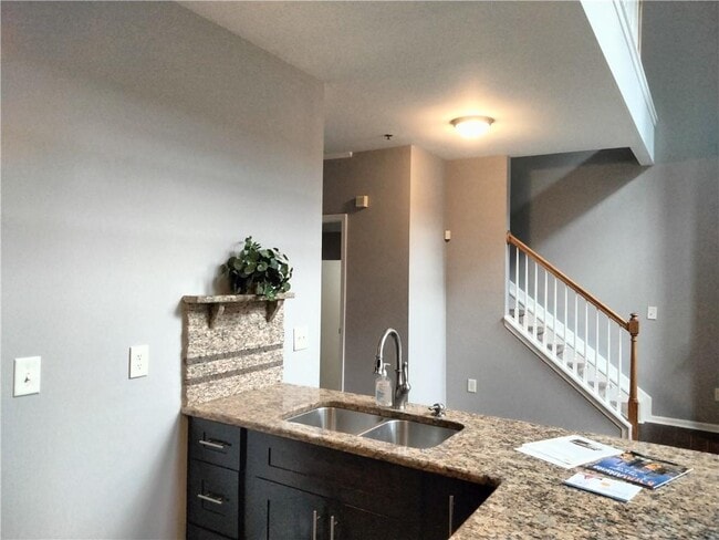 Building Photo - 3299 Hampton Green Way