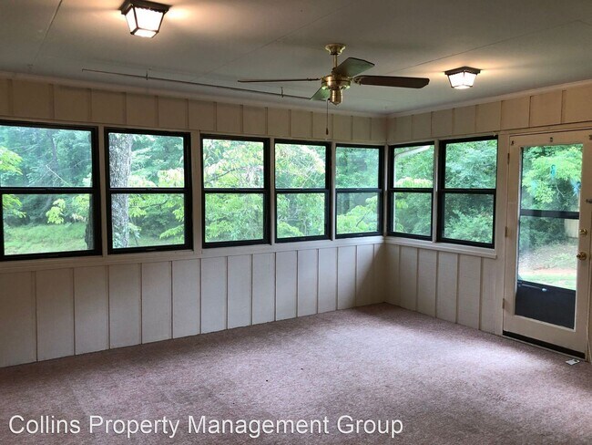 Building Photo - 4 br, 3 bath House - 1489 Enota Avenue