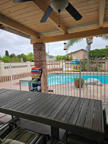 Building Photo - 4869 Alondra Way