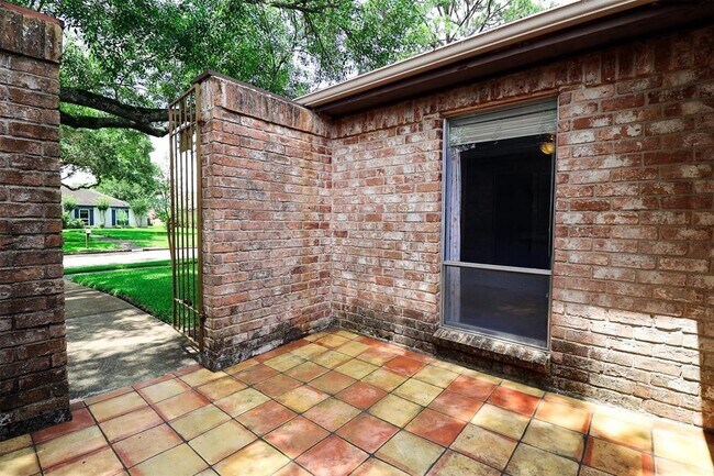 Building Photo - 14202 Ella Lee Ln