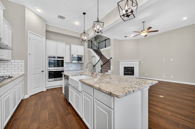Building Photo - 24118 Cannon Anello Ct