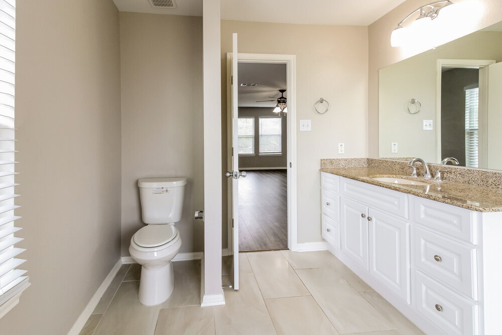 Building Photo - 3611 Lanesborough Dr