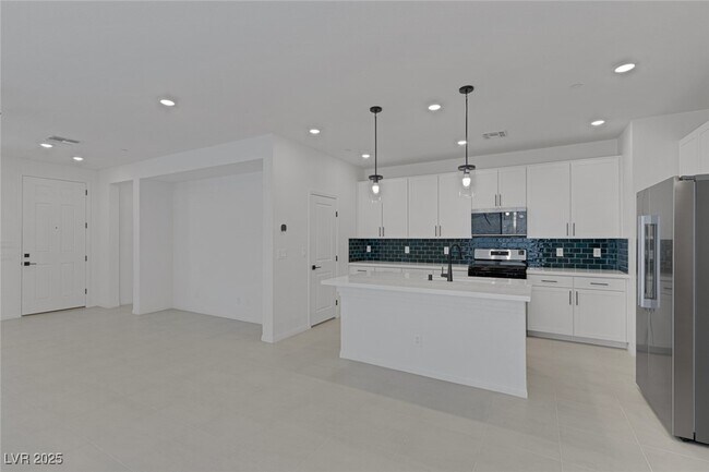 Building Photo - 2757 Pellaro Walk