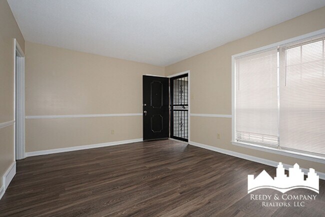 Building Photo - Welcome to 3782 Wychenere Drive!
