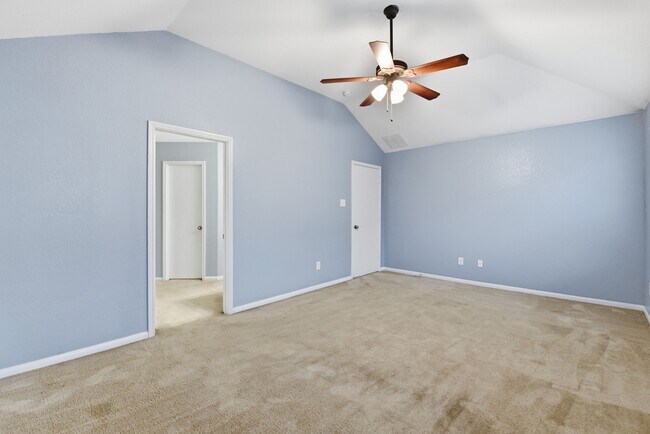 Building Photo - 16763 N Blue Jay Dr
