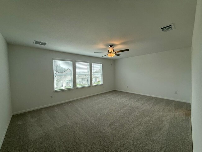 Building Photo - 5800 Beverly Pr Rd
