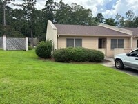 Building Photo - 40 Boardwalk Ln