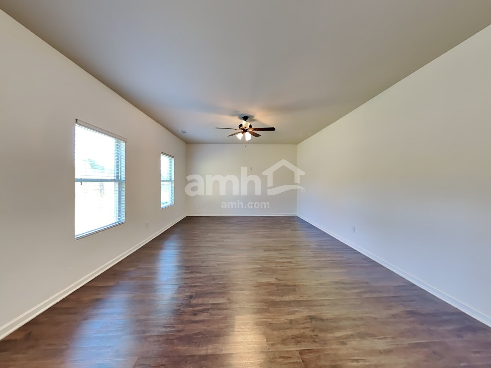 Building Photo - 4013 Clay Ct SE