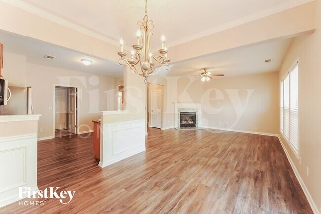 Building Photo - 5440 Crestwick Wy