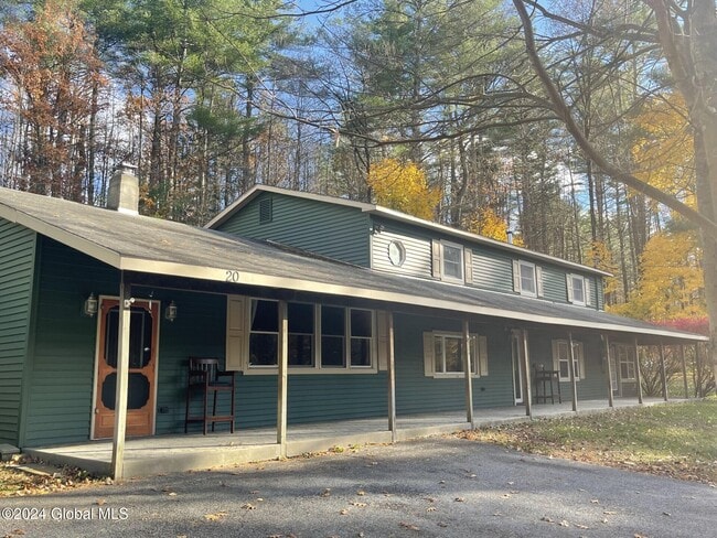 Building Photo - 20 Bear Brook Rd