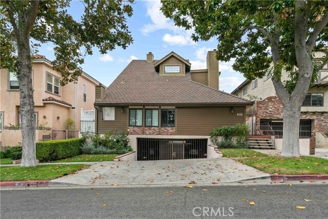 Building Photo - 635 E Magnolia Blvd