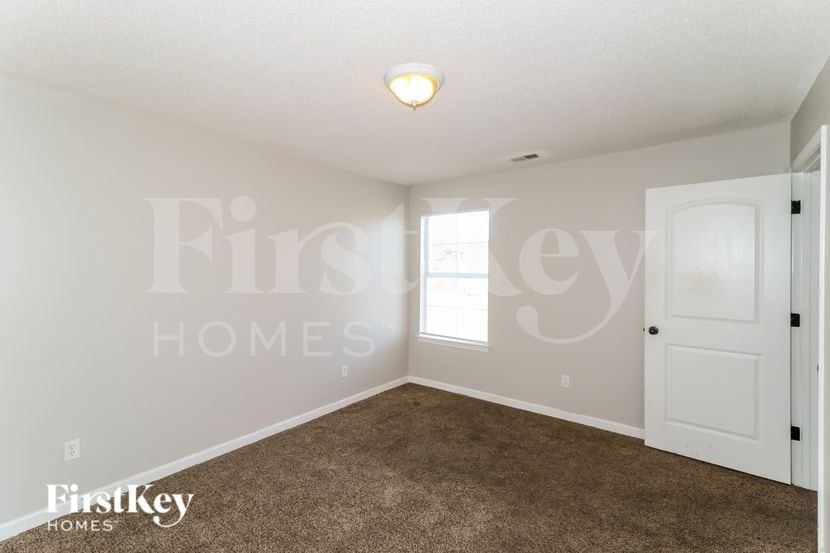 Building Photo - 9226 Chastain Pl