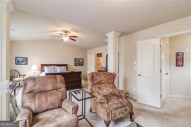 Building Photo - 2344 Attewood Dr