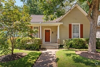 Building Photo - Recently updated and fully furnished Midto...