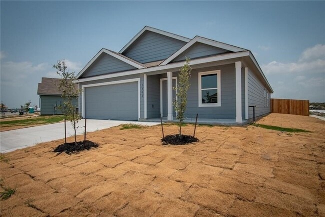 Building Photo - 2302 Medusa Dr