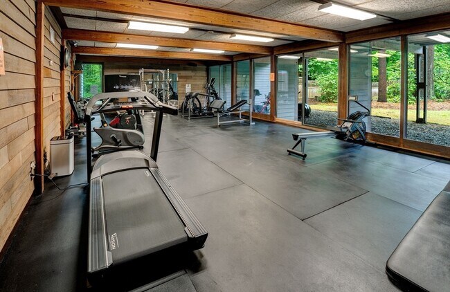 Building Photo - 522 Tumbling Hawk