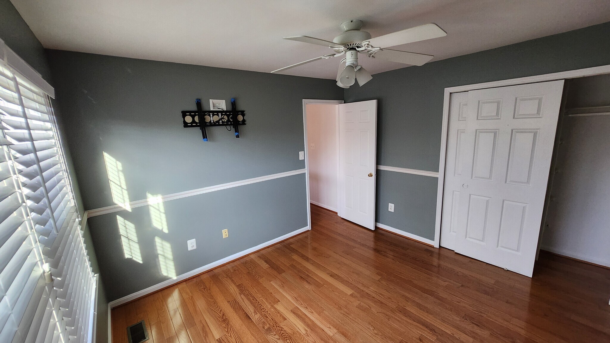 Building Photo - 13005 Bressler Way