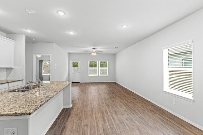 Building Photo - 10718 Soapberry Ct