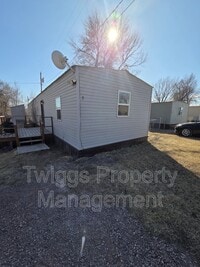 Building Photo - 107 Gumbo Dr