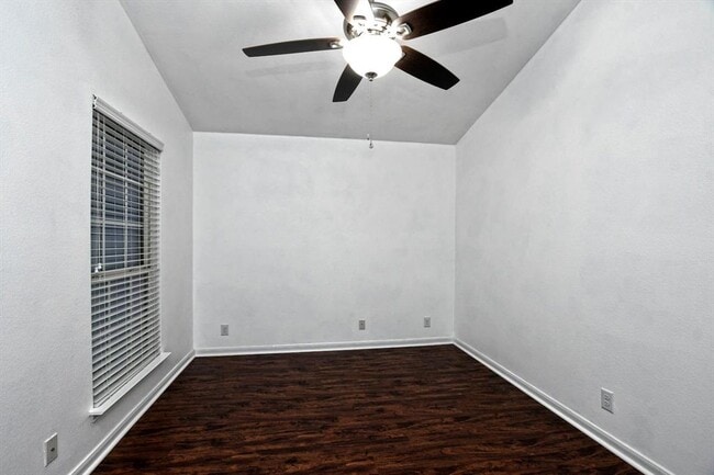 Building Photo - 1508 Rices Crossing Ln