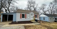 Building Photo - 1300 E 84th St