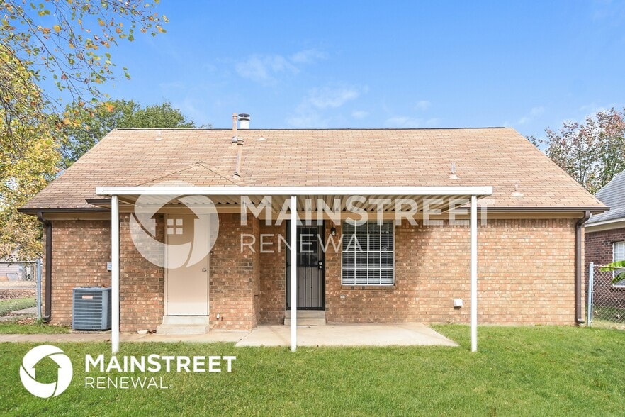 Building Photo - 9917 Riggan Dr