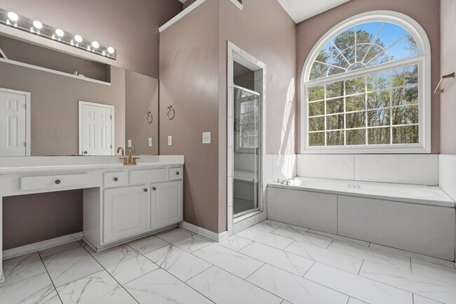 Building Photo - 2927 Arbor Creek Ln