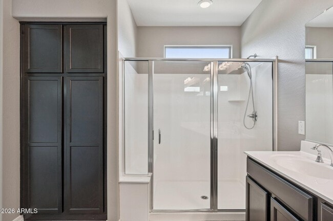 Building Photo - 1924 S 82nd Cir