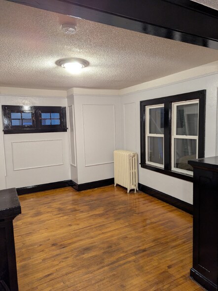 Building Photo - 3739 N Lyndale Ave