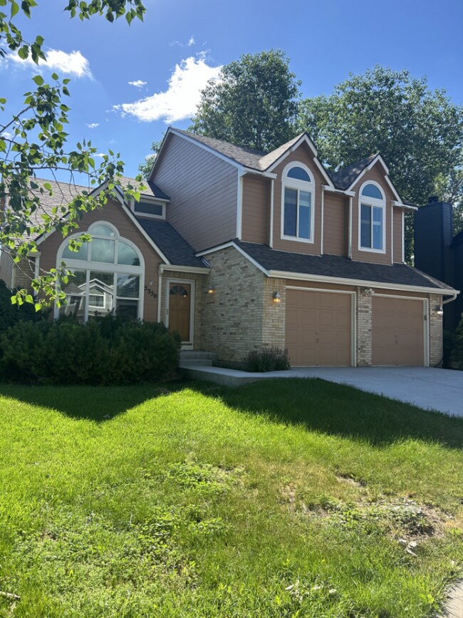 Building Photo - "Charming 3-Bed, 2-Bath Single Family Home in Littleton!"