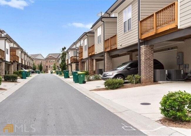 Building Photo - 224 Bedford Aly