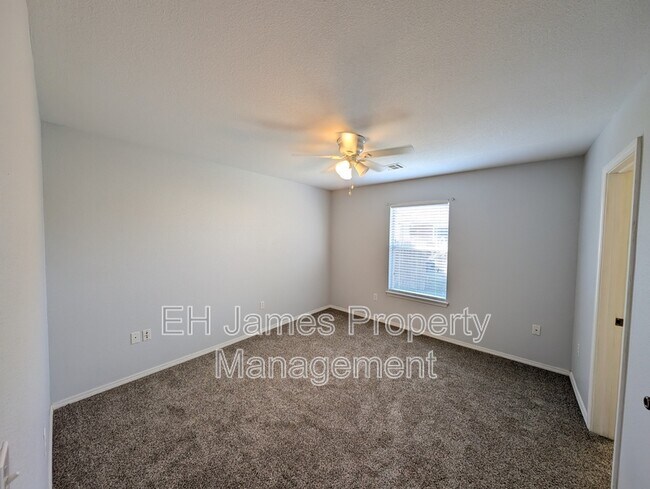 Building Photo - 6945 E 46th Pl